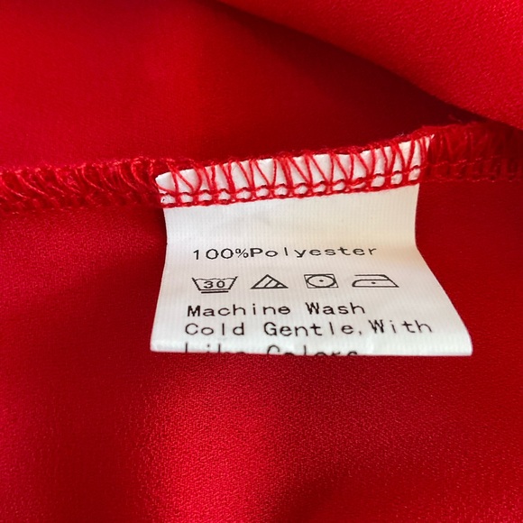 Cinnie Red Top NWOT - Picture 5 of 6
